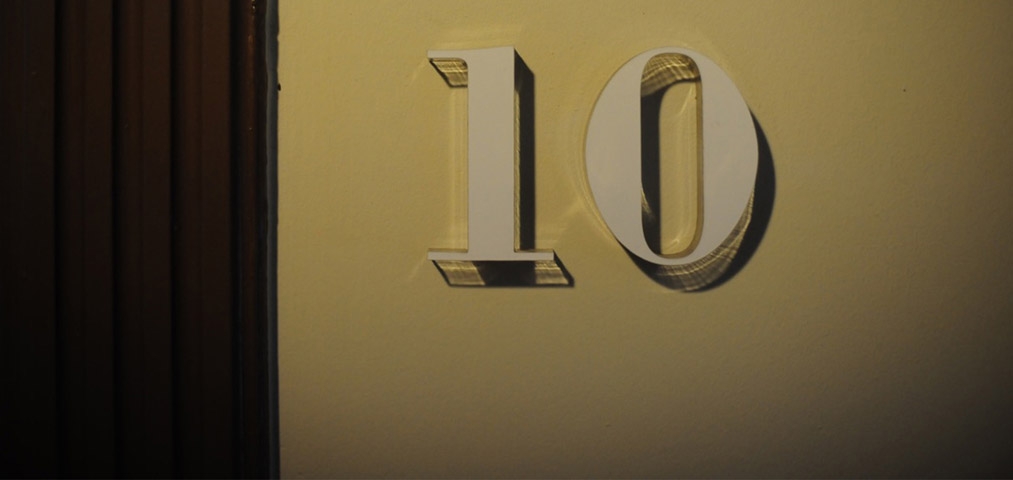 V7 Suite Nr. 10